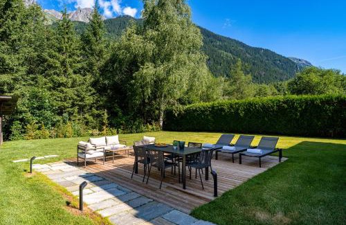 Les Praz-de-Chamonix Ski Chalet | Chalet Josephine, Chamonix Les Bois