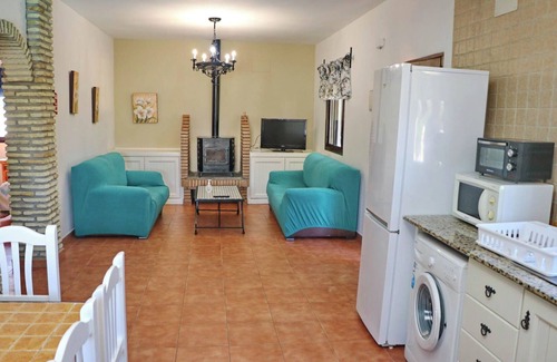 Conil de la Frontera Ski Chalet | Chalet la Dehesa with fenced pool