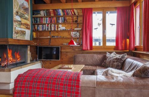 Champoussin Ski Chalet | Chalet Le Cyclamen by Interhome