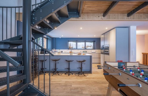 Chamonix-Mont-Blanc Ski Chalet | Chalet Les Grands Montets - Chamonix Holidays
