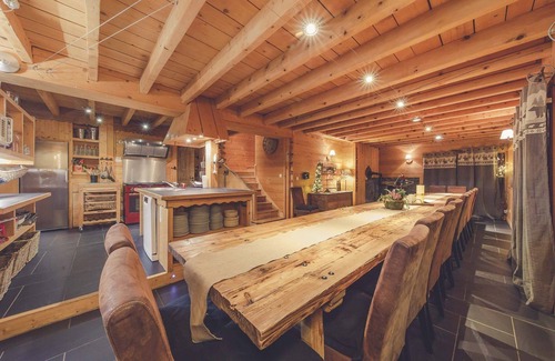 Chatel Ski Chalet | Chalet les Loups 25 Pers