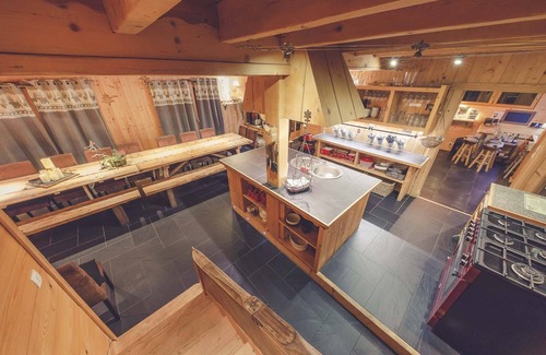 Chatel Ski Chalet | Chalet les Loups 25 Pers
