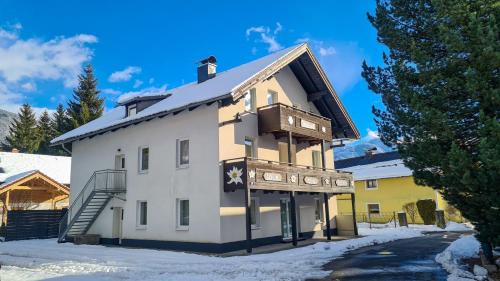 Schuttdorf Apartment | Chalet Love The Alps by All in One Apartments