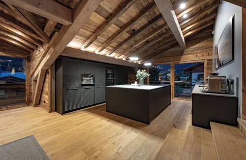 Chamonix-Mont-Blanc House | Chalet Lupa by Hip ChaletsnSpacious and exclusive family chalet.n