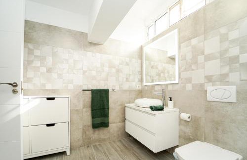 Maspalomas Ski Chalet | Chalet Luxury with privacy and Jacuzzi By Canarias prime homes