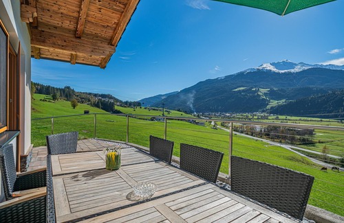 Schonbach House | Chalet meant for relaxation