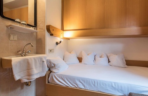 Ortisei Ski Chalet | Chalet 'Mini Rondula' with Mountain View, Shared Pool and Wi-Fi