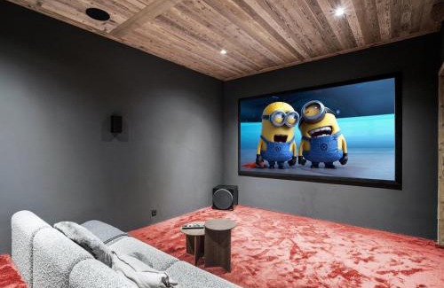 Le Villard Ski Chalet | Chalet moderne à Villarabout - 12 pers, 260m², sauna, salle de cinéma - FR-1-570-68
