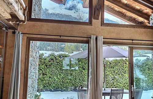 Chamonix-Mont-Blanc Ski Chalet | Chalet Mont-Blanc View, Jacuzzi, Garden & Parking