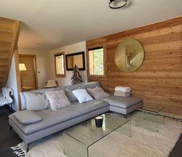 La Salle-les-Alpes Ski Chalet | Chalet Nanouk