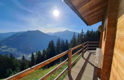 Hippach Ski Chalet | Chalet Nasenalmhütte by Interhome