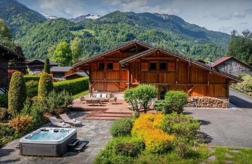 Samoens Ski Chalet | Chalet OCimes - OVO Network