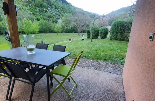 Saint-Geniez-d'Olt Ski Chalet | Chalet on the banks of the Lot at Saint Geniez d'Olt and Aubrac.
