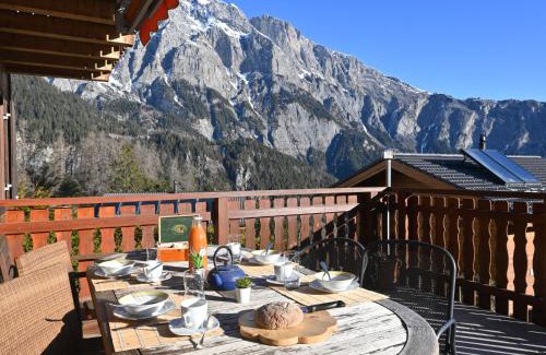 Chamoson Ski Chalet | Chalet Orchidée by Interhome