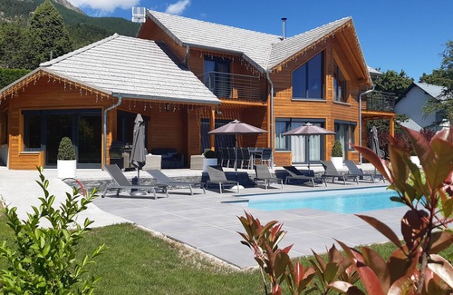 Puy-Saint-Eusebe Ski Chalet | CHALET PAULANTOINE with POOL and BALNEOTHERAPY AREA