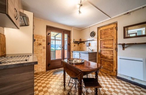 Chatel Ski Chalet | Chalet "Perce Neige" with Mountain View and Private Garden