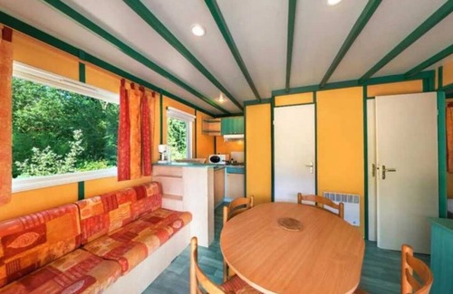 Saint-Jean-de-Monts Ski Chalet | Chalet - Piscine - ccaibib