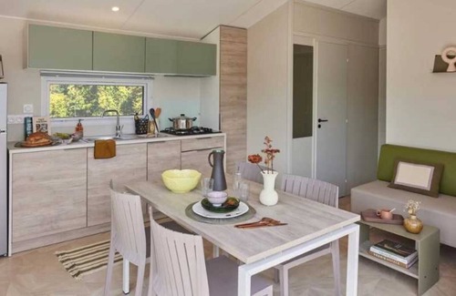 Martigues Ski Chalet | Chalet - Piscine - ccafeih