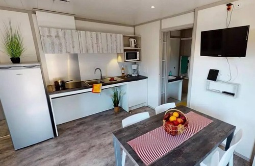 Sanary-sur-Mer Ski Chalet | Chalet PMR - 48m2 - 2 Schlafzimmer 4 Personen