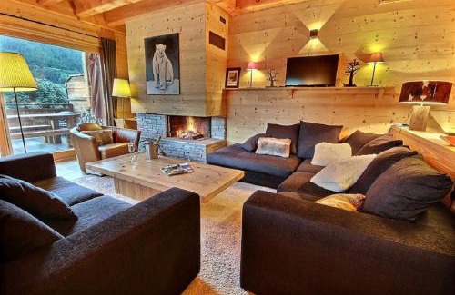 Le Serre Barbin Apartment | Chalet Prestige cheminée vue excep serrechevalierholidays