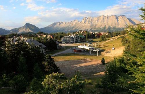 La Joue du Loup Ski Chalet | Chalet rénové 7 pers, 2 chambres, parking, animaux admis - FR-1-504-68