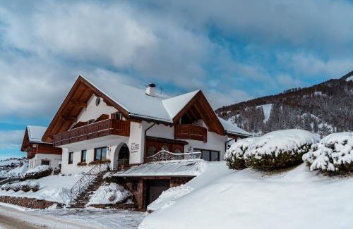 Selva di Val Gardena Apartment | Chalet Romy Ap2