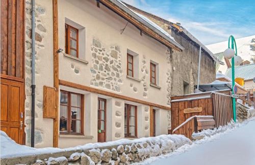 Les Deux Alpes Ski Chalet | Chalet Ruby
