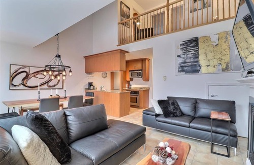 Saint-Sauveur Condo | Chalet Saint-Sauveur with heated pool (Summer) and Ski in Ski out!