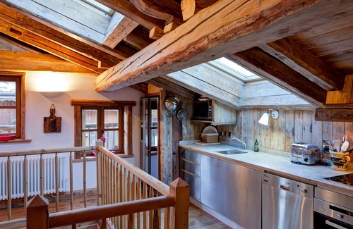 Le Praz Ski Chalet | Chalet spacieux, au cœur de Courchevel le Praz, proche des pistes, idéal pour 8 personnes.