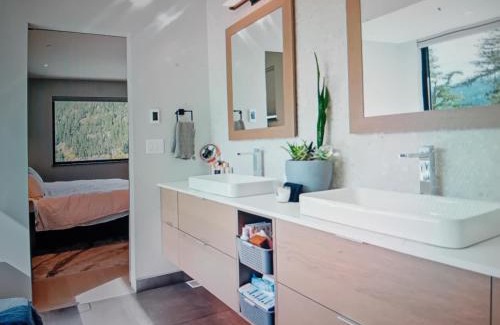 Sun Peaks Apartment | Chalet Sun Peaks 4 rooms by Ozzio Rental