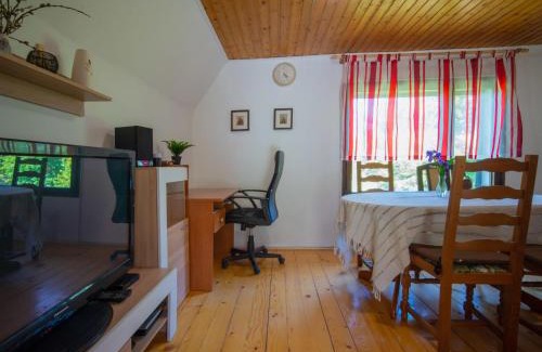 Zlobin Ski Chalet | Chalet The Fox by Interhome