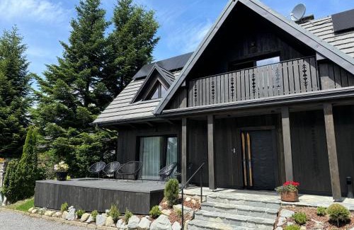 Zakopane Ski Chalet | Chalet V11 by Villa 11 Folk & Design