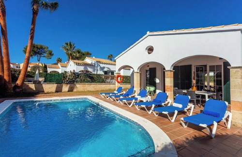 Cala en Blanes House | Chalet Villa El Pinar 5 with Pool, Wi-Fi, Terraces & Garden