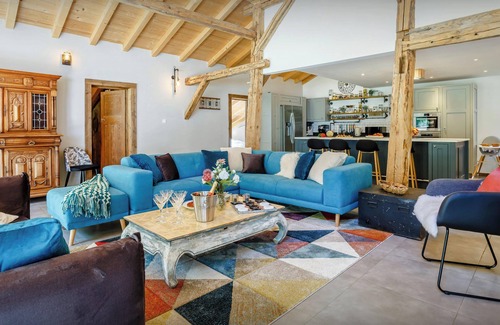 La Riviere-Enverse Ski Chalet | Chalet Vivaldaim - peaceful family base 15p with nordic bath - OVO Network