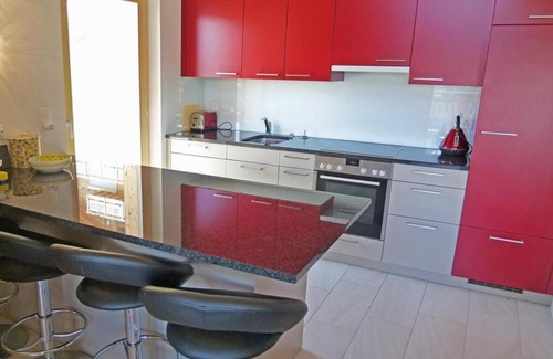 Heremence Ski Chalet | Chalet, wifi, 300m from ski slopes, terrace, balcony, fireplace or stove, parking, tv, 105m², Thyon