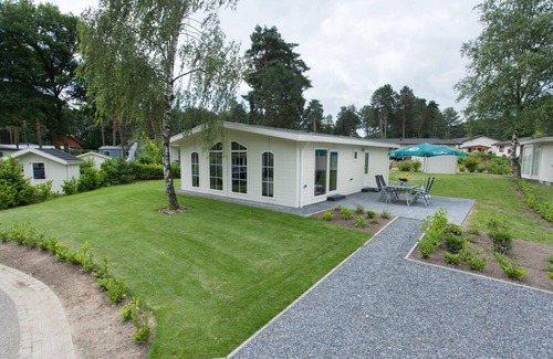 Oost-Graftdijk House | Chalet with 2 bedrooms and patio