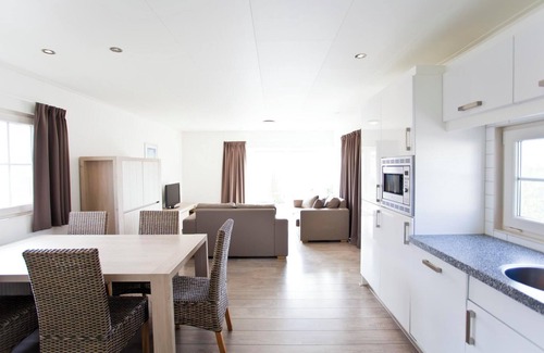 Breskens House | Chalet with 2 bedrooms and a terrace