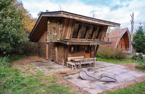 Otterlo House | Chalet with bed box, sleeping attic and 1 bathroom