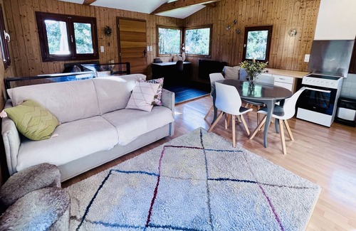 Les Bossons Cabin | Chalet with outstanding views in quite place 5’ from center