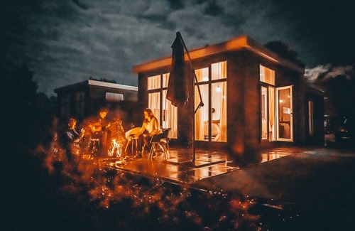 Zuna Ski Chalet | Chalet with garden near nature reserve