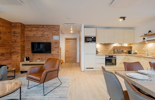 Donnersbachwald Ski Chalet | Chalet with hottub, sauna and large terrace