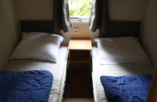Wateren Other | Chalet with large veranda 6p centrally located in National Park, Swimming pool