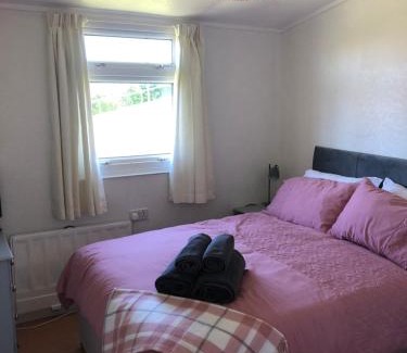 Llanybri Ski Chalet | Chalet18
