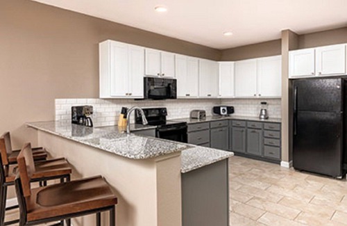 Marble Falls Resort | Challenging golf courses and tasteful wineries!
