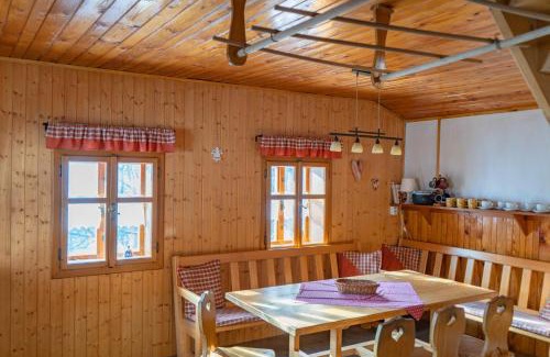 Velke Karlovice House | Chalupa Na Sklepě