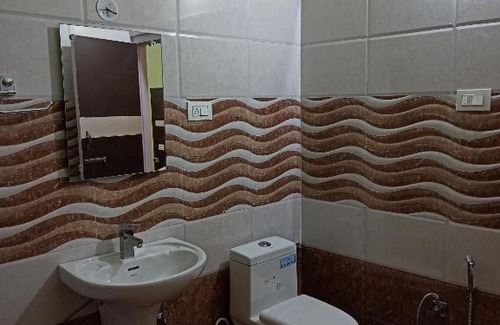Shamshi Bed & Breakfast | CHAMAN BASERA