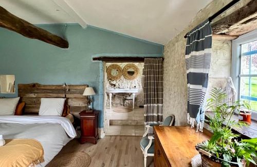 Bardenac House | Chambre 35 m2 spacieuse calme avec piscine Sud Charente