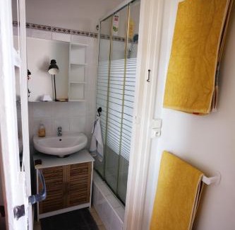 Bayonne House | Chambre avec vue sur remparts