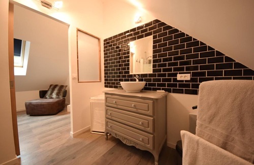 Bruyeres-et-Montberault House | Chambre d'Hotes Lorengrain