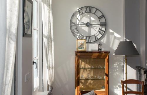 Arras Bed & Breakfast | Chambre d'Hôtes Les Clés des Places